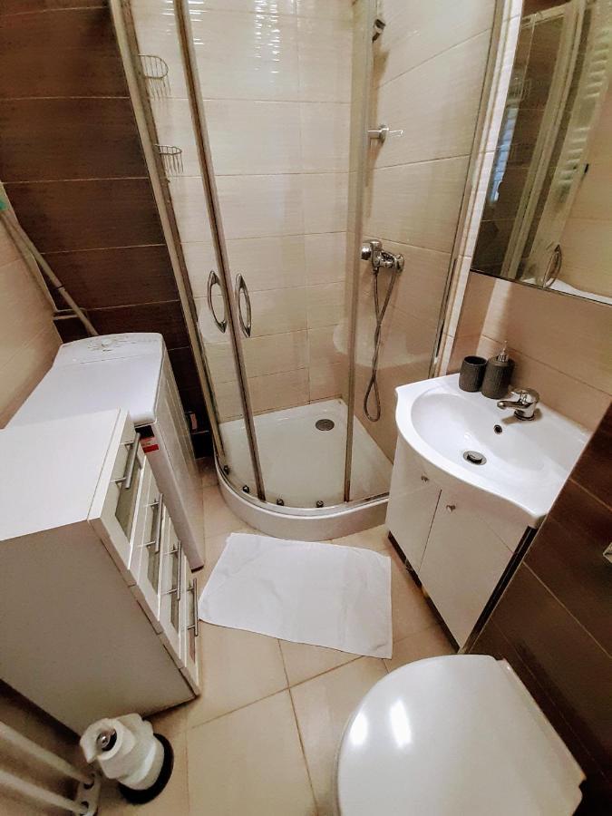 Apartamento Apartament Ostrowskiego Breslavia Exterior foto